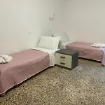 Venice Station Guest House