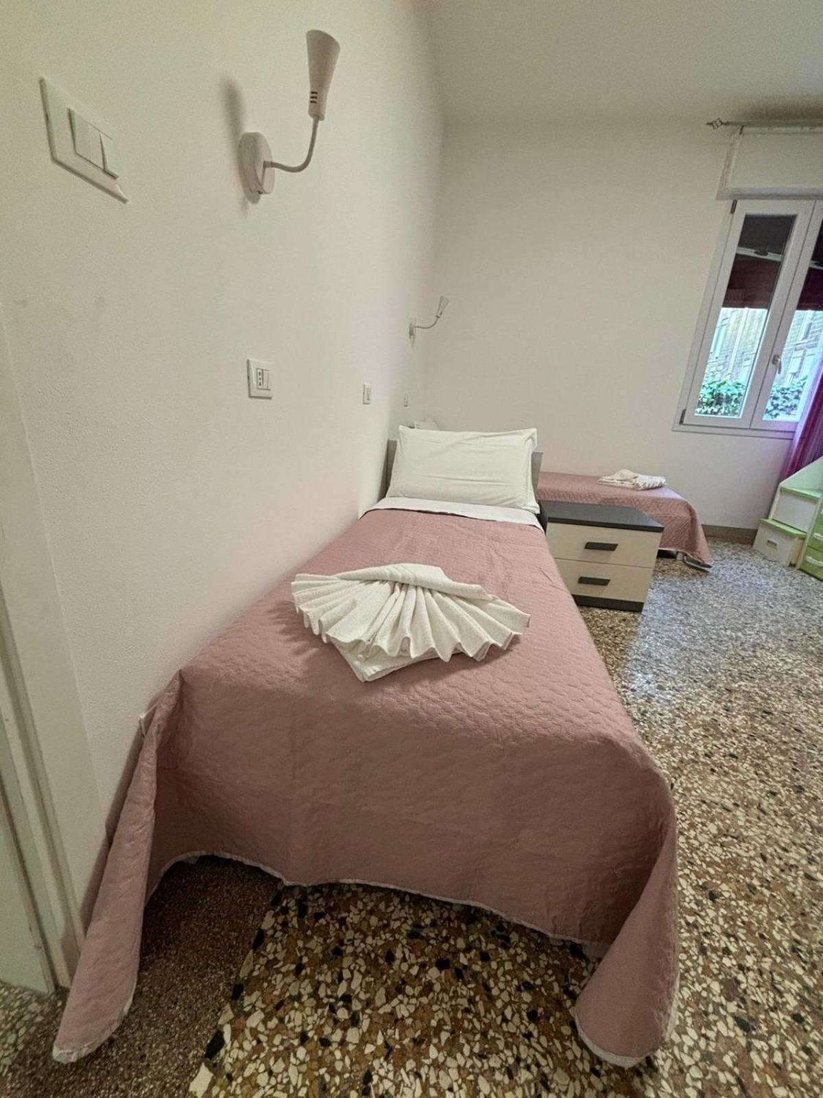 Station Apartment